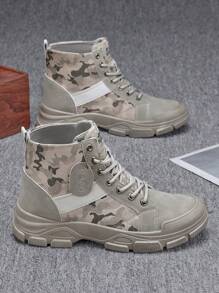 Large Size Four Season Spring/Summer Outdoor Casual Sports Shoes, Wear-Resistant, High Cut, Thick Sole, Height Increasing Camouflage Men's Shoes