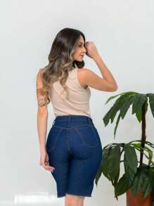 Women's Bermuda Jeans, High Waist, Covered Button, Shapes Butt - 深色水洗藍 - 查看 5