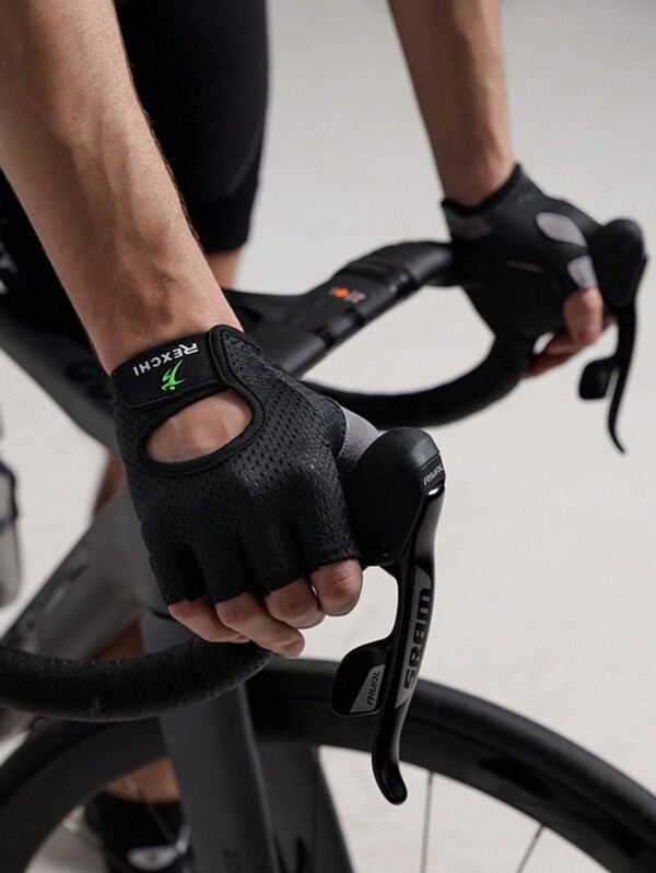 Um par de luvas esportivas. Elas são antiderrapantes e respiráveis, adequadas para fitness, ciclismo, motociclismo e esqui.