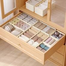 1PC 衣物收纳盒、内衣收纳盒、衣服袜子收纳盒、内衣收纳盒、可折叠收纳盒、衣物分隔收纳盒、可水洗分类收纳盒、抽屉收纳盒、织物收纳、一键取货、干净整洁、便捷收纳盒、内衣收纳盒、橱柜衣柜收纳盒。卧室、收纳盒、家居收纳、女士白色 T 恤、女士黑色裤子、女士冬装、连衣裙、