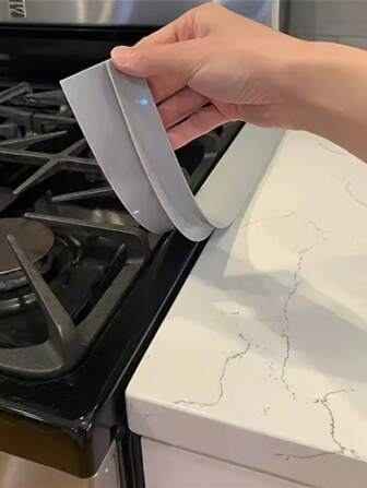 1PC/2PCS Stove Counter Cover Kitchen Seal, Stove Top Seal, Organic Silicon High Temperature Resistant Kitchen Gap Strip, Oil And Dirt Resistant Gas Stove Gap Soft Sealing Strip Silicone Gap Plug Kitchen Stove Counter Gap Cover - Flexible Stove Space Filler
