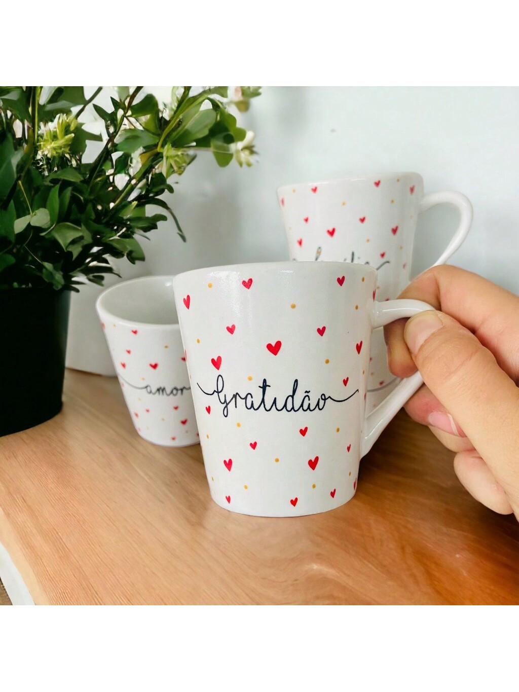 Kit 4 Xícaras 120ml Café Porcelana Branca Decorada Vermelho dourado