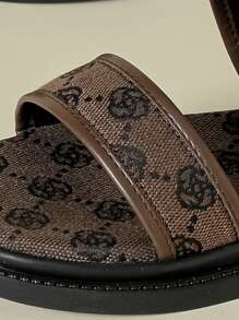 女士厚底绑带凉鞋,波西米亚碎花设计,露趾,舒适厚底,坡跟,适合海滩、夏季、春秋季穿着,可搭配连衣裙,休闲百搭,尺码41-43。 - 咖啡棕 - 查看 7