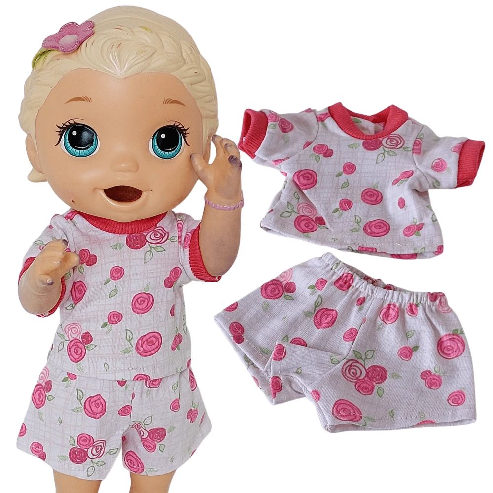 clothes-for-baby-alive-dolls-kit-with-8-assorted-pieces-the-ad-has-a