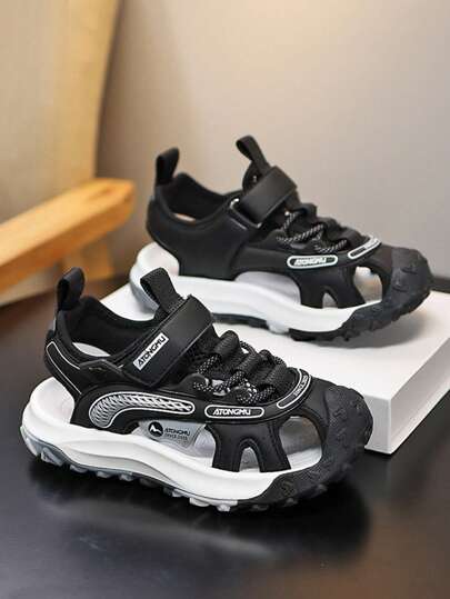 儿童/男童户外风格凉鞋，防滑耐磨鞋底，透气网眼设计，舒适保护鞋头，适合春夏季休闲户外穿着