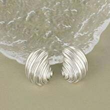 1 par de pendientes elegantes y bohemios de alta calidad, personalizados y de lujo, ligeros, hechos de aleación de zinc, adecuados para que las damas los usen en el diario y en ocasiones de vacaciones en la playa