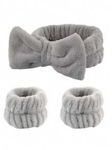 SHEIN X Milania 3Pcs/Set Spa Facial Headbands, 1pc Solid Color Bath Headband & 2pcs Bath Wrist Band, Creative Polyester Facial Makeup Headband & Wrist Wash Band Set For Bathroom