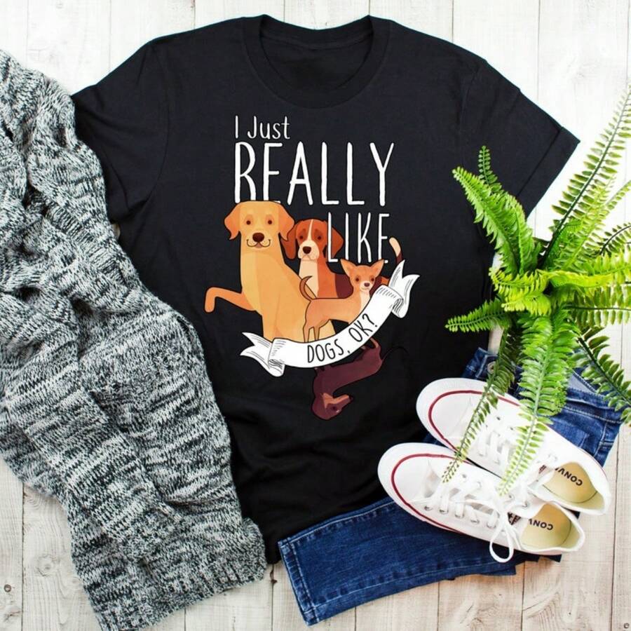 Funny Dog Shirt, Women , Dog Lover Gift, Cute Yellow Lab Labrador T-Shirt, Pet Tee, Dog Mom Dad, Dachshund, Chihuahua, Beagle Doxie Doggo