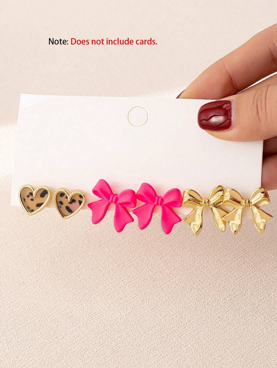 3 pares de pendientes clásicos de moda con delicado estampado de leopardo dorado y lazo en forma de corazón, adecuados para uso diario y como regalo, ideal para la temporada de bodas