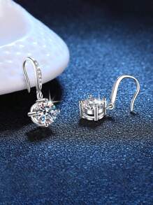 BLOVEMEE 2 件时尚奢华 925 纯银 2ct 莫桑石耳环，适合日常佩戴、通勤、派对、度假、生日、情人节、母亲节、结婚纪念日、圣诞节珠宝礼物