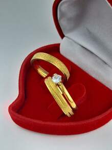Par De Alianças Dourada Reta Fosca Feminina Com Friso + Anel Masculina Sem Detalhes Casamento Noivado - Dourado - Visão 3