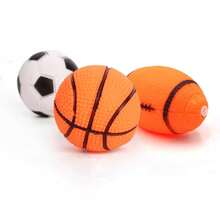 柔软吱吱发声狗玩具球乙烯基橄榄球篮球互动玩具适用于小狗小型中型大型宠物玩具