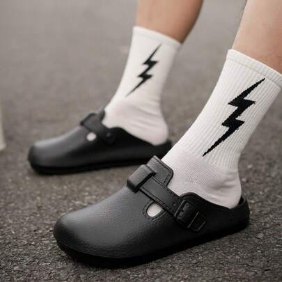 男女通用厚底防滑防水一脚蹬拖鞋，底部柔软且安静，适合户外穿着