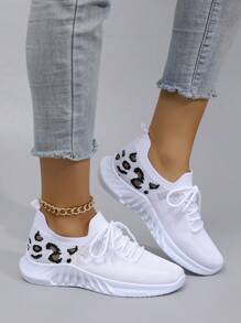 STEPREACH Women's Casual Sneakers, Breathable Mesh Fabric, Comfortable, Lightweight, Lace-Up, Solid Bright Color, Non-Slip, Wear-Resistant