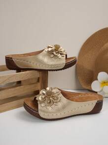 Plus Size Women Floral Platform Wedge Sandals, Vintage Style, Waterproof, Non-Slip - Gold - View 6