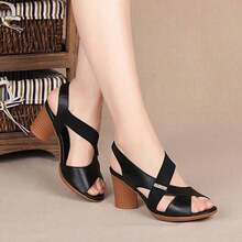 Nueva sandalias de tacón medio femenino verano boca de pescado conjunto pie grueso con tacones altos de color viento simple madre de mediana edad zapatos - Negro - Ver 4