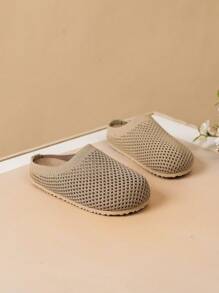1 Pair Comfortable Slip-On Soft Sole Slippers For Outdoor Wear