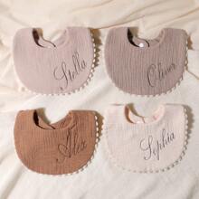 3 Stück/Set personalisierte bestickte Namen Baby Lätzchen, Sabberlatz, Baby Geschenke für Jungen und Mädchen, multifunktional, dekorativ, Buchstaben, stilvolle, moderne, farbige, süße, niedliche, lässige, individuelle, personalisierte, einzigartige, personalisierte Baby Lätzchen, gemütliche Kinder, schicke Herbst, Erinnerungsstücke