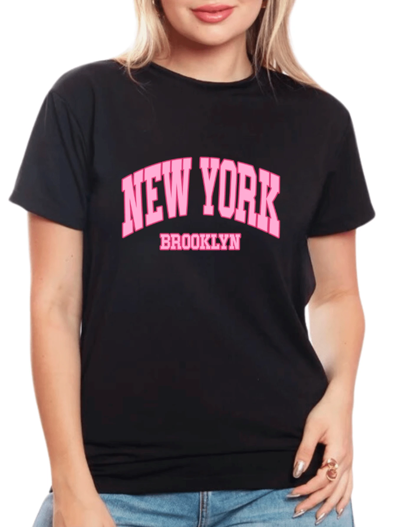 Women's T-Shirt New York Brooklyn Written In Pink - Tumblr Style / LAUNCH - Black - View 1