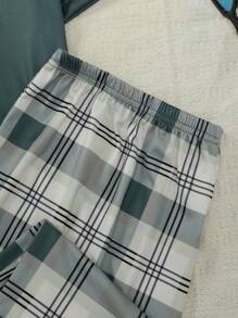 Set Piyama Pria Musim Panas: Atasan Lengan Pendek Tipis Warna Polos dan Celana Motif Kotak-kotak - MultiWarna - View 5