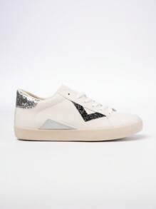 Kupbuty Sienna Sneakers – White With Silver Glitter Inserts