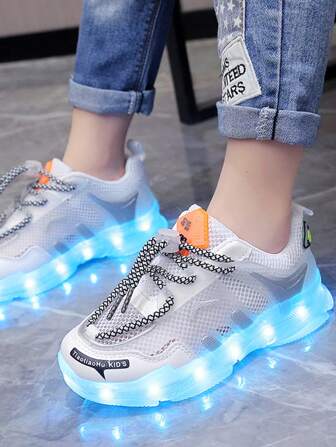 USB 可充电 LED 发光网眼透气运动鞋，适合男孩、女孩、小孩、儿童、幼儿、春夏/秋季、休闲鞋、跑步鞋、变色夜灯、户外运动伸缩轮式溜冰鞋，带 LED 灯