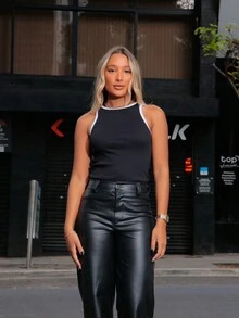 Regata Feminina Canelada Básica Premium