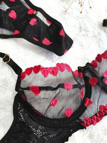 Conjunto de Lingerie Sexy Coração Encantado de Tule CLSCET042