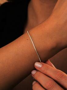 1 件 S925 纯银盒链可调节简约手链，适合女性日常搭配手链，是女性全年日常佩戴的礼物。这是送给女朋友、母亲、姐妹的最佳礼物 - 手鍊 - 查看 4