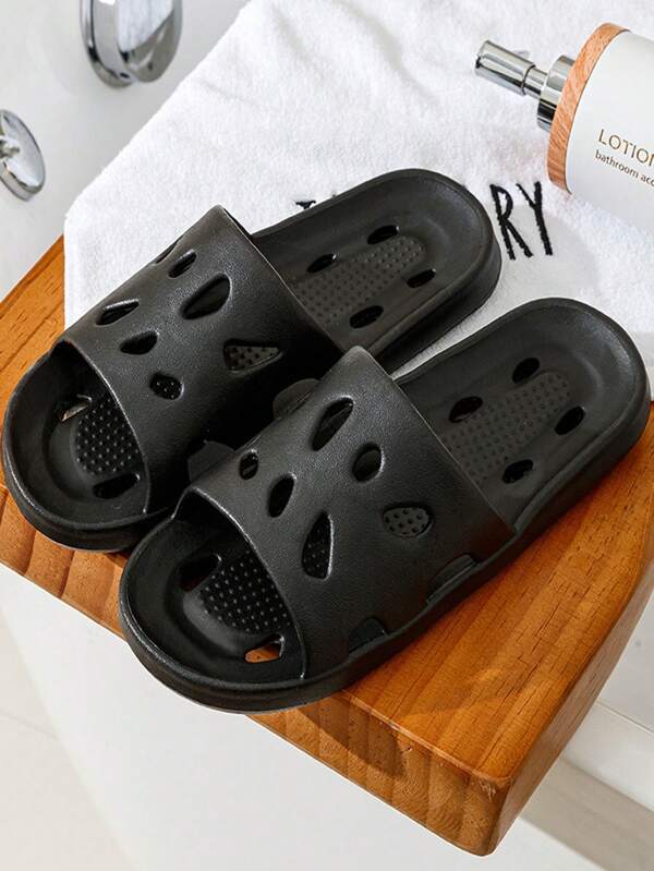Nuevas pantuflas de interior con suela gruesa hueca y lisa, transpirables para baño y ducha, ligeras y de drenaje, de plástico para dormitorio y oficina, estilo de pareja de dibujos animados, pantuflas casuales para el hogar para hombres y mujeres, aptas para todas las estaciones