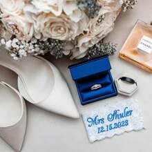 个性化刺绣新娘吊袜带套装或单个、定制尺寸吊袜带、新娘纪念品礼物、耐用、色彩鲜艳、可爱、迷人、有趣、卡哇伊、Y2K、时尚、男女通用、休闲、定制、个性化、独特、定制、送给他的理想礼物、送给她、男朋友、女朋友、家人、朋友、孩子的理想礼物、周年纪念日、情人节、母亲节、生日、儿童节、父亲节、毕业典礼、婚礼、乔迁