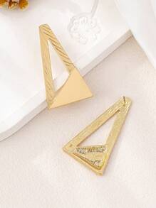 1 对几何三角形设计耳环，时尚独特高端耳环耳钉，适合女性日常佩戴