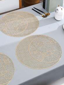 1/4/6pcs PVC Lantern Pattern Placemat, Holiday Party Dining Heat Insulation Perforated Tableware Mat, Table Decor - Gold - View 4