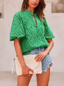 Women's Summer Top Fashion Casual Lantern Short Sleeve V-Neck Button Hollow-Out Lace Embroidery Shirt - màu xanh lá - Xem 3