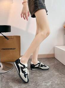 Nuovi arrivi scarpe da ginnastica chunky 2025 da donna, scarpe casual sportive con suola spessa e confortevoli, stile bohémien per corsa, camminata e pendolarismo