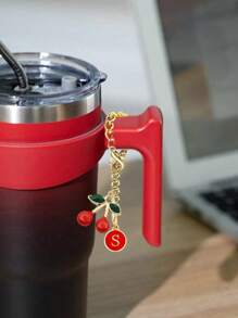 新款樱桃字母吊坠配饰，首字母A-Z，杯子名称铭牌草帽首字母手柄个性吊坠30&40盎司鼓形水杯手柄识别字母吊坠链，时尚樱桃吊坠，时尚包包吊坠，可自由搭配，情人节礼物送给朋友、亲戚、母亲 - 彩色 - 查看 7