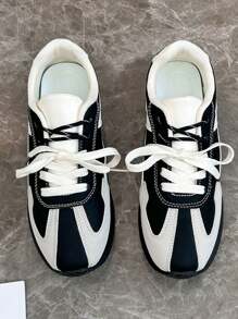 Nuovi arrivi scarpe da ginnastica chunky 2025 da donna, scarpe casual sportive con suola spessa e confortevoli, stile bohémien per corsa, camminata e pendolarismo