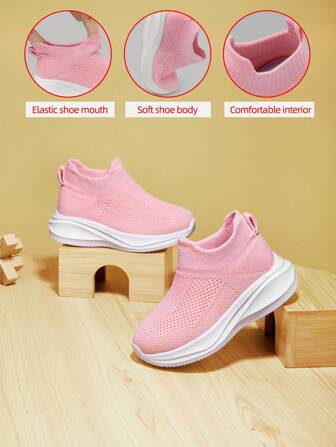 Nya ventilerande Mesh Slip-On Utomhus fritidssportskor, mjuk sula Anti-slip Lätt lågtopp Bekväm för barn, hela säsongen