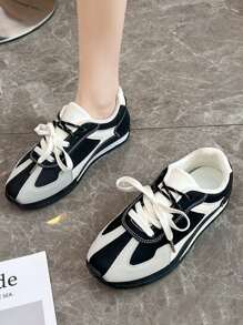 Nuovi arrivi scarpe da ginnastica chunky 2025 da donna, scarpe casual sportive con suola spessa e confortevoli, stile bohémien per corsa, camminata e pendolarismo