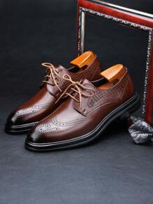 Fashionable Low Top Lace-Up Solid Color Brogue Carved Dress Shoes, Slip-Resistant Business Formal Shoes For Parties, Weddings, Graduations, Casual, & Versatile