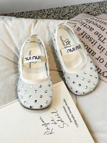 1 双女孩简约时尚休闲优雅网眼平底鞋，适合夏季