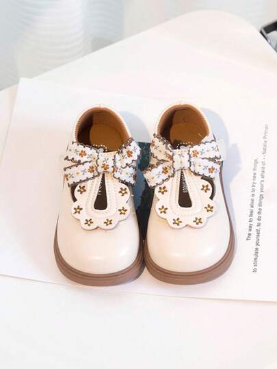 2025 年春秋季新款女童鞋公主风格软底皮鞋适合幼儿和小孩