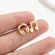 2 件不锈钢 18K 镀金音符耳环，简约不对称设计风格，适合女性和女孩 - 理想的派对配饰和礼物，新奇耳环