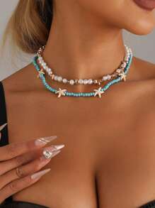 2 件波西米亚风绿松石和贝壳吊坠项链套装，双层串珠锁骨链，适合海滩、派对和日常佩戴，完美的礼物选择