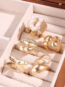 Set de 5 anillos de lujo únicos y elegantes con geometría exquisita, perlas falsas y mariposas y flores para los labios, adecuado para festivales, fiestas y uso diario