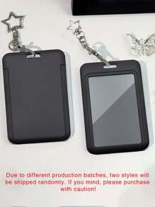 Móc khóa hình ngôi sao màu đen, có thể dùng làm phụ kiện trang trí túi xách, móc chìa khóa, đựng thẻ ID, thẻ thành viên, thẻ giao thông, ảnh, thẻ địa chỉ, thẻ ra vào, có chức năng bảo vệ. Thích hợp sử dụng hàng ngày, trang trí hoặc làm quà tặng cho bạn bè, gia đình, người yêu. Lý tưởng cho Ngày Valentine, sinh nhật, Ngày của Mẹ, hoặc dịp tựu trường. - màu đen - Xem 10