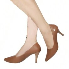 Scarpin Feminino Caramelo Bico Clássico Salto Baixo Confortável