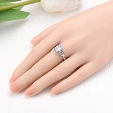 闪亮旋转木马爱心戒指 - 925 纯银奢华戒指，具有双重象征意义，是女性周年纪念、订婚、情人节礼物的精美珠宝 - 旋轉木馬愛心戒圈 - 查看 6