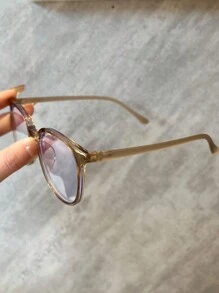 1pc Women's Oversized Round Photochromic Fashion Glasses, Super Lightweight Outdoor Light-Sensitive Mirrored Glasses, Fashion Versatile For Summer Beach Vacation,Outdoor,Travel