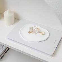 1pc/2pcs Matte Gypsum Jewelry Trays, Gypsum Display Stand For Necklaces, Earrings, Rings, Elegant Accessories Organizer, White, Nordic Style Asymmetrical Shaped Jewelry Tray For Storing Jewelry, Keys, Incense And More Gifts Women Girls Back To School